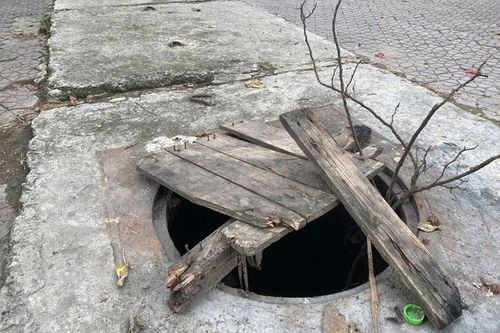Nhiều hố ga hư hỏng, mất nắp
