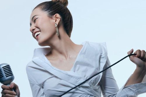 Sau Nguyên Hà, giọng ca 9x này là 'nàng thơ' âm nhạc mới của nhạc sĩ Quốc Bảo