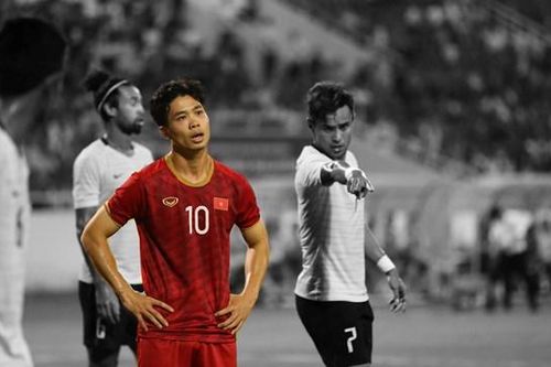 'Trói' cầu thủ trẻ bằng những hợp đồng dài hạn: Cạm bẫy 'giết' thanh xuân