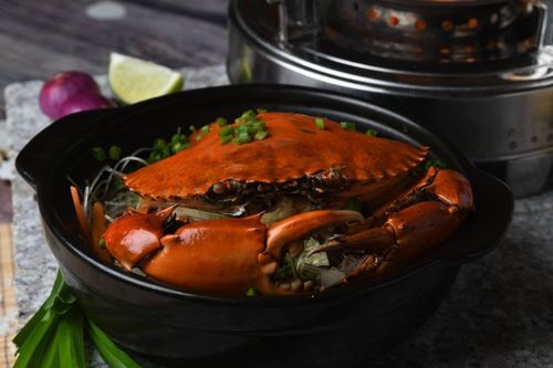 Ăn thử món miến xào cua nguyên con