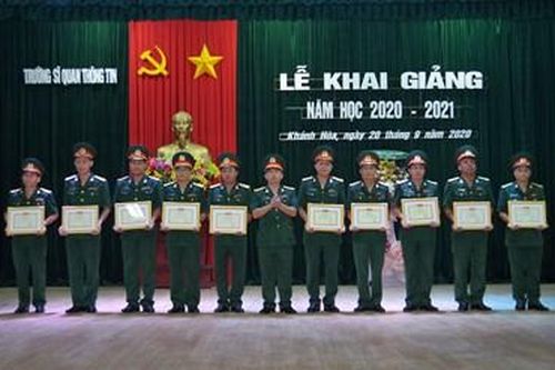 Trường Sĩ quan Thông tin khai giảng năm học 2020 - 2021