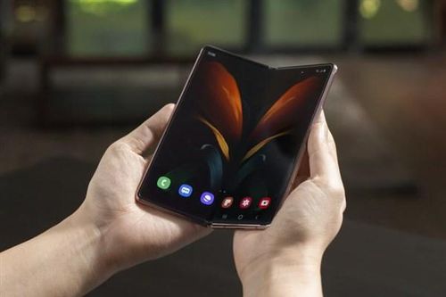 Smartphone cao cấp nhất của Samsung có gì?