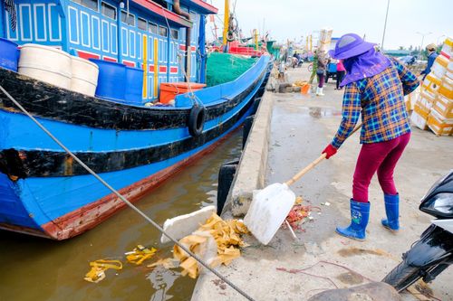 Việt Nam quyết tâm giảm rác thải nhựa