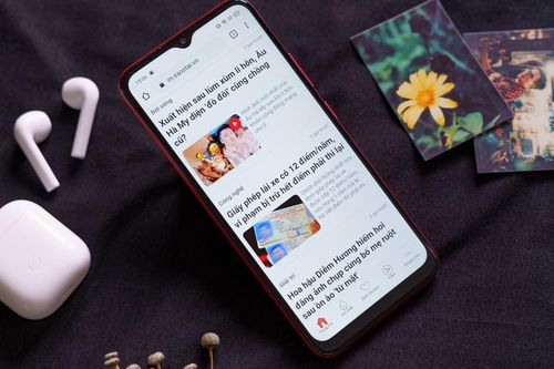4 smartphone phân khúc giá thấp có camera 'ngon', pin 'khủng' tại Việt Nam