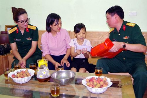 Ðảm bảo chế độ chính sách cho người có công