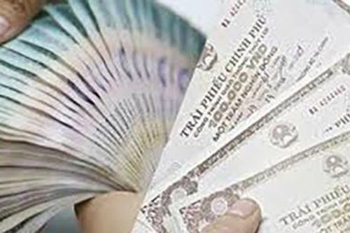 Mua trái phiếu doanh nghiệp: Lãi suất cao, rủi ro cao