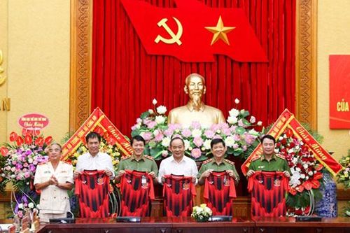 Chính thức thành lập Câu lạc bộ Bóng đá Công an nhân dân