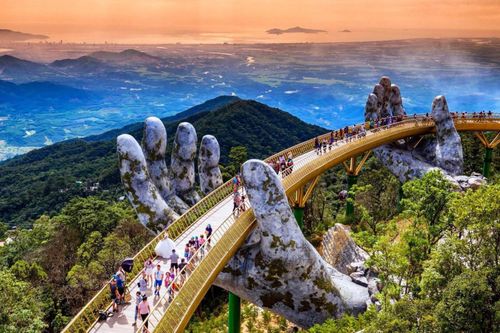 Nhiều điểm du lịch ở Đà Nẵng, Quảng Nam đón khách trở lại