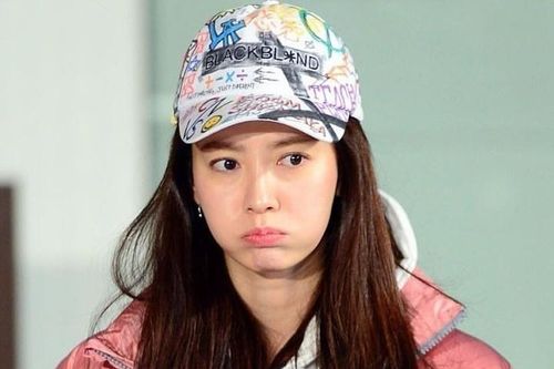 Song Ji Hyo bị chê mặc xấu trong 'Running Man'
