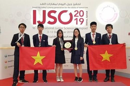 Chính phủ thưởng lên tới 55 triệu đồng cho những học sinh đoạt giải quốc tế