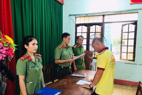 Xử lý đối tượng cung cấp thông tin xúc phạm uy tín của cơ quan, danh dự, nhân phẩm của cá nhân