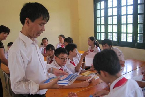 Thầy giáo có nghị lực phi thường được xét tặng danh hiệu ''Công dân Thủ đô ưu tú'' năm 2020