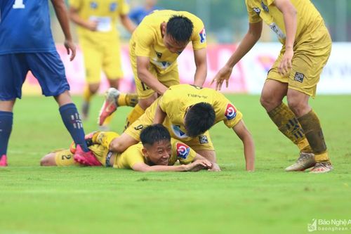 Thắng đậm Phú Yên, U17 SLNA sớm giành vé vào bán kết U17 QG 2020