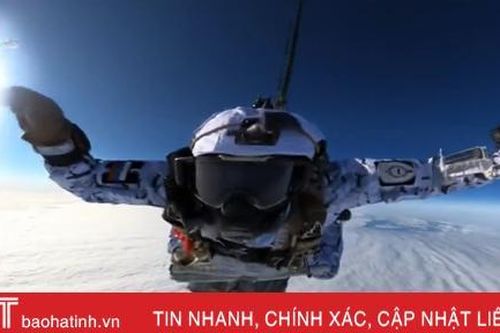Vũ khí của lính dù Nga ngày càng được phương Tây hóa