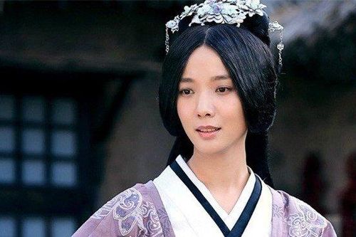 Vị hoàng hậu với đòn đánh ghen 'câm lặng đến chết' để rồi nhận lấy kết cục bi thương