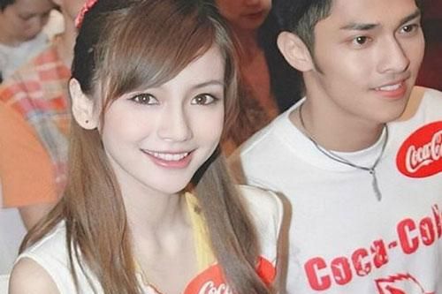 Angela Baby lộ loạt ảnh năm 18 tuổi, nhan sắc lai Tây quyến rũ, kéo đến tấm cuối chỉ muốn xỉu ngang