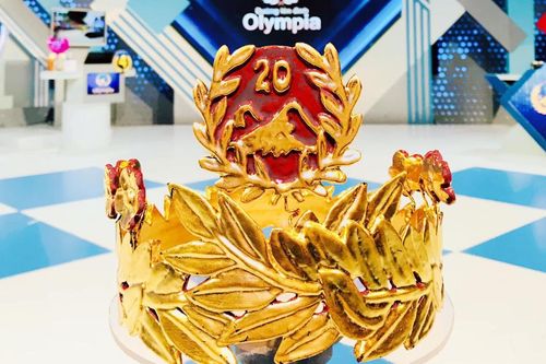 Chiếc vòng nguyệt quế của Quán quân Olympia năm thứ 20 có gì đặc biệt?