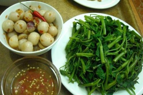 5 loại rau cần bỏ ăn hoặc hạn chế vì độc chết người, ăn lượng nhỏ cũng ung thư