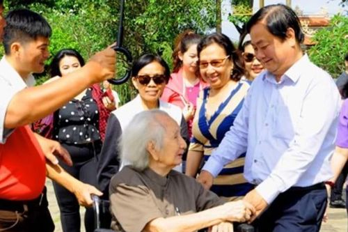 Câu chuyện về 'một chuyến trở về'