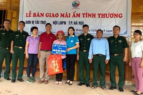 Ðồng hành cùng phụ nữ biên cương