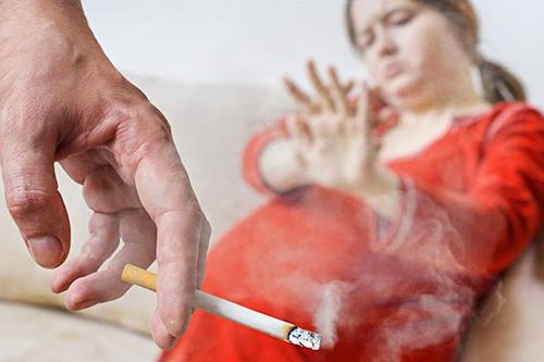 Ảnh hưởng của khói thuốc lá đến thai nhi