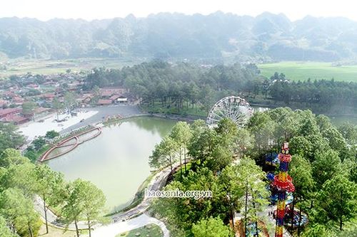 'Cánh phượng hoàng' của du lịch Sơn La