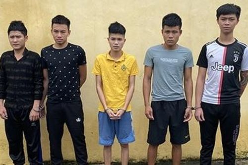 5 đối tượng dùng hung khí nguy hiểm gây rối trật tự công cộng