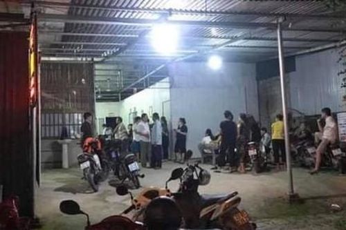 Nguyên phó ban Tổ chức huyện treo cổ tại nhà hàng, nghi do nợ nần