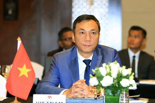 3 nữ tuyển thủ được mời sang Bồ Đào Nha thi đấu, Phó Chủ tịch VFF lên tiếng