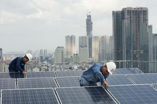 EVN mua điện mặt trời mái nhà với giá 1.943 đồng/kWh