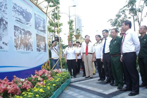 Triển lãm tư liệu quý kỷ niệm 75 năm ngày Nam Bộ kháng chiến
