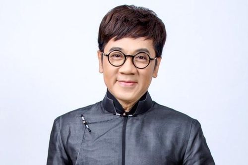 Thành Lộc, Thanh Hằng trình diễn cùng trẻ em