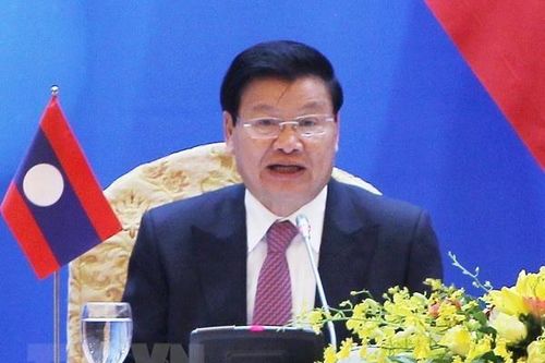 Thủ tướng Lào gửi điện thăm hỏi nhân dân các tỉnh miền Trung
