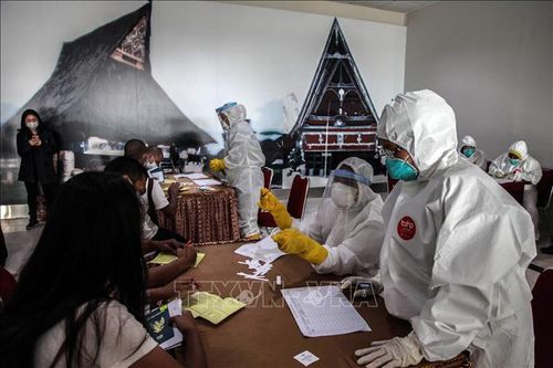 Indonesia bước vào giai đoạn suy thoái