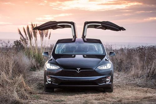 Top 10 ôtô điện sở hữu pin 'trâu' nhất năm 2020: Tesla thống trị