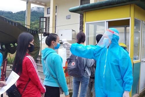 Thừa Thiên Huế: Cách ly 189 sinh viên Lào trở lại học tập sau dịch Covid-19