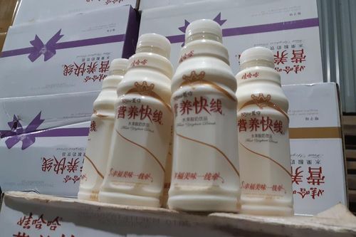 Thu giữ 10 nghìn chai sữa chua lậu từ Trung Quốc chờ tiêu thụ tại Hà Nội