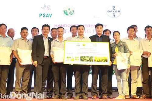 Gói giải pháp toàn diện hỗ trợ cho nông hộ sản xuất nhỏ