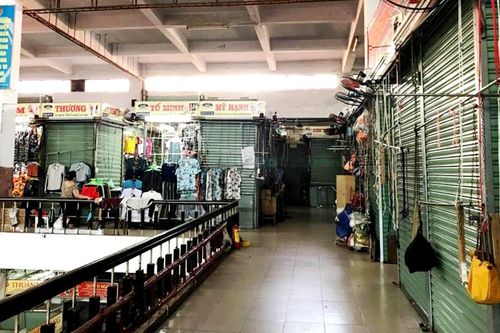 Sau dịch COVID-19, tiểu thương các chợ Đà Nẵng mỏi mòn đợi khách