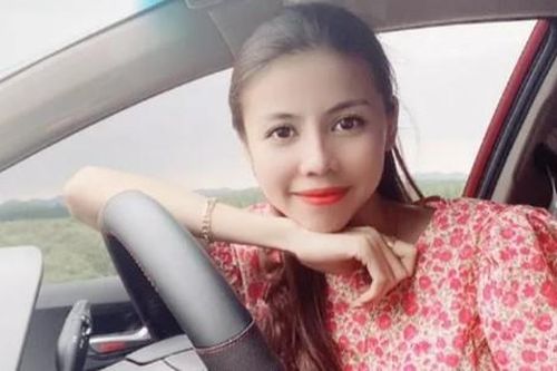 'Hot girl' bán quần áo bị bắt vì cho vay nặng lãi