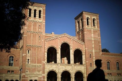 Hệ thống Đại học California bị tố gian lận tuyển sinh