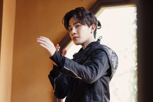 Tranh cãi trái chiều về MV trở lại của Jack