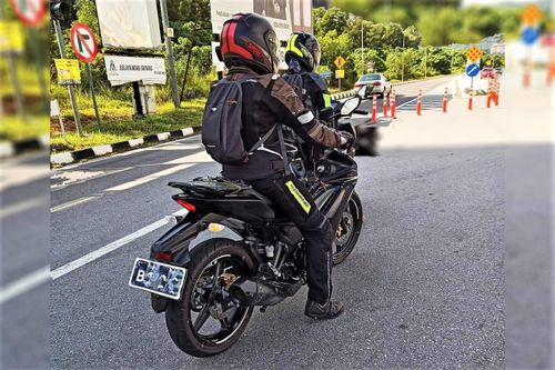 Yamaha Exciter 155 bị lộ ảnh chạy thử trên phố