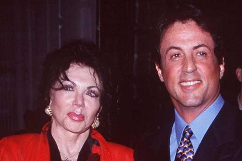 Ngôi sao hành động Sylvester Stallone tri ân mẹ