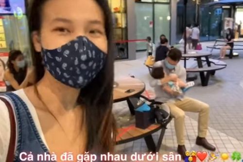 Xúc động khoảnh khắc Hoàng Oanh và con trai đoàn tụ chồng Tây