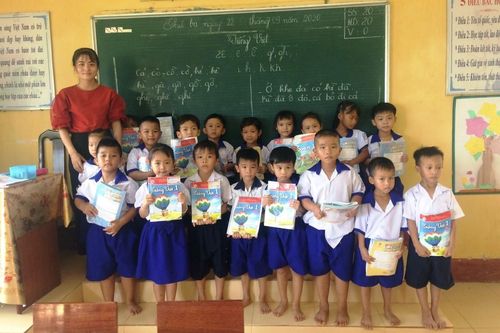Cần Thơ: Không để học sinh thiếu SGK khi đến trường