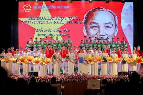 Đại hội thi đua yêu nước ngành giáo dục lần thứ VII: Động lực để 'cháy' hết mình cho sự nghiệp trồng người