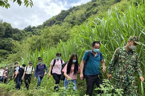 Tăng cường ngăn chặn hoạt động xuất, nhập cảnh trái phép qua biên giới