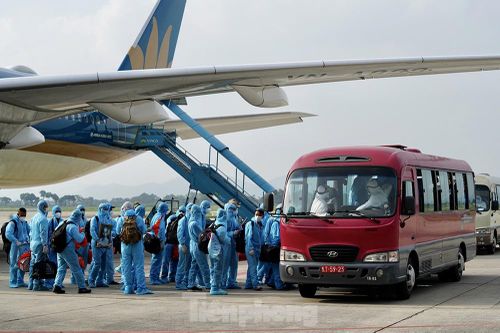 Ngày 25/9, chuyến bay thường lệ đầu tiên đón khách quốc tế về Việt Nam