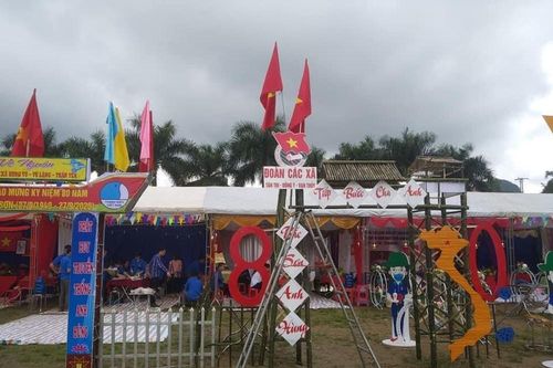 Hội trại 'tuổi trẻ Lạng Sơn sắt son niềm tin với Đảng'